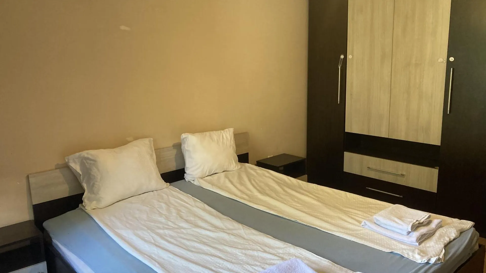 Kyluks 1Br Apartment Szófia