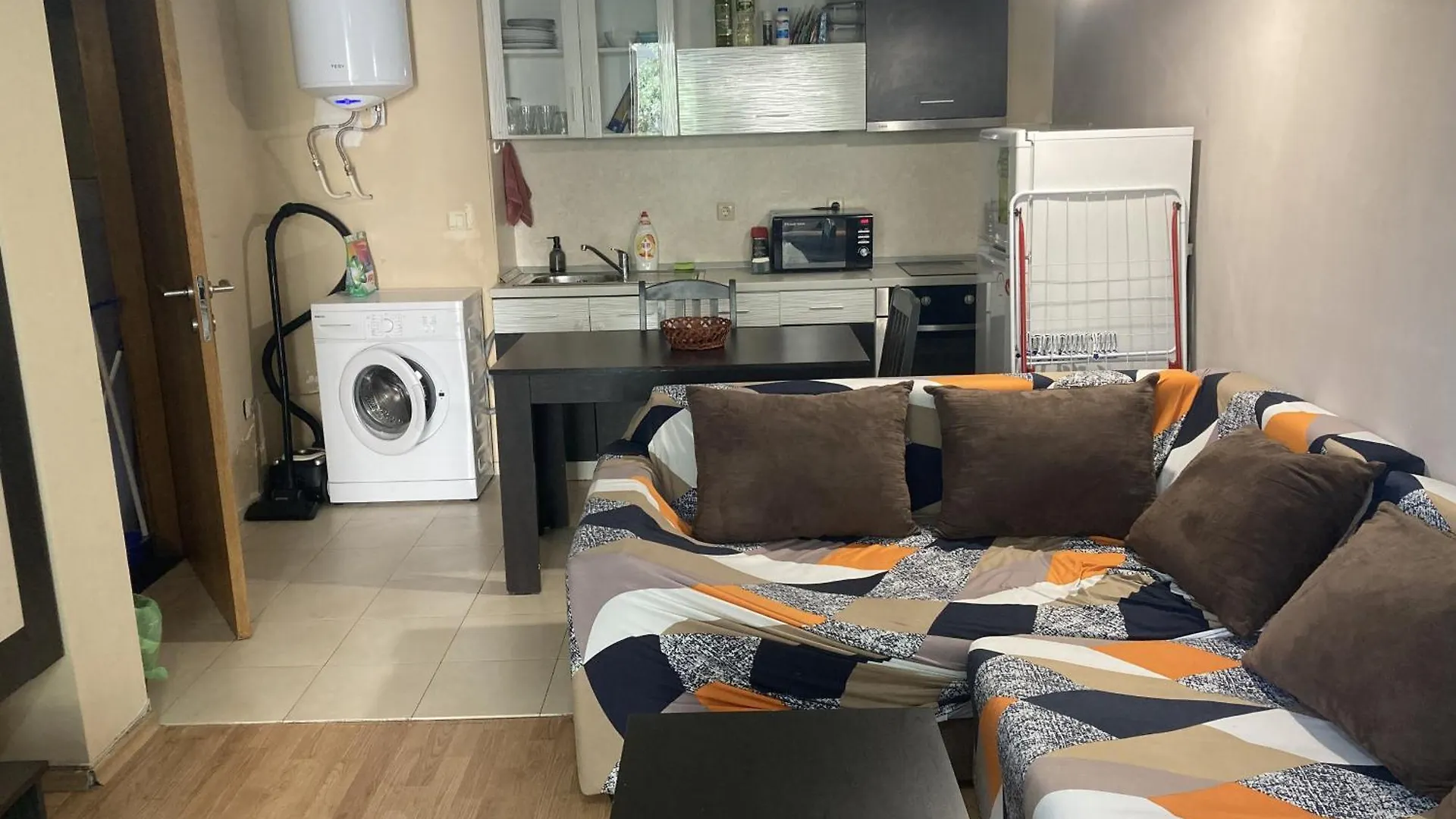 Kyluks 1Br Apartment Szófia